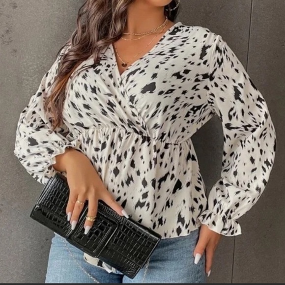 Plus Size Surplice Neck Asymmetrical Peplum Top Blouse - Picture 10 of 12